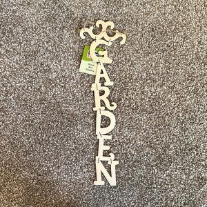 ArtMinds Wood Garden Sign